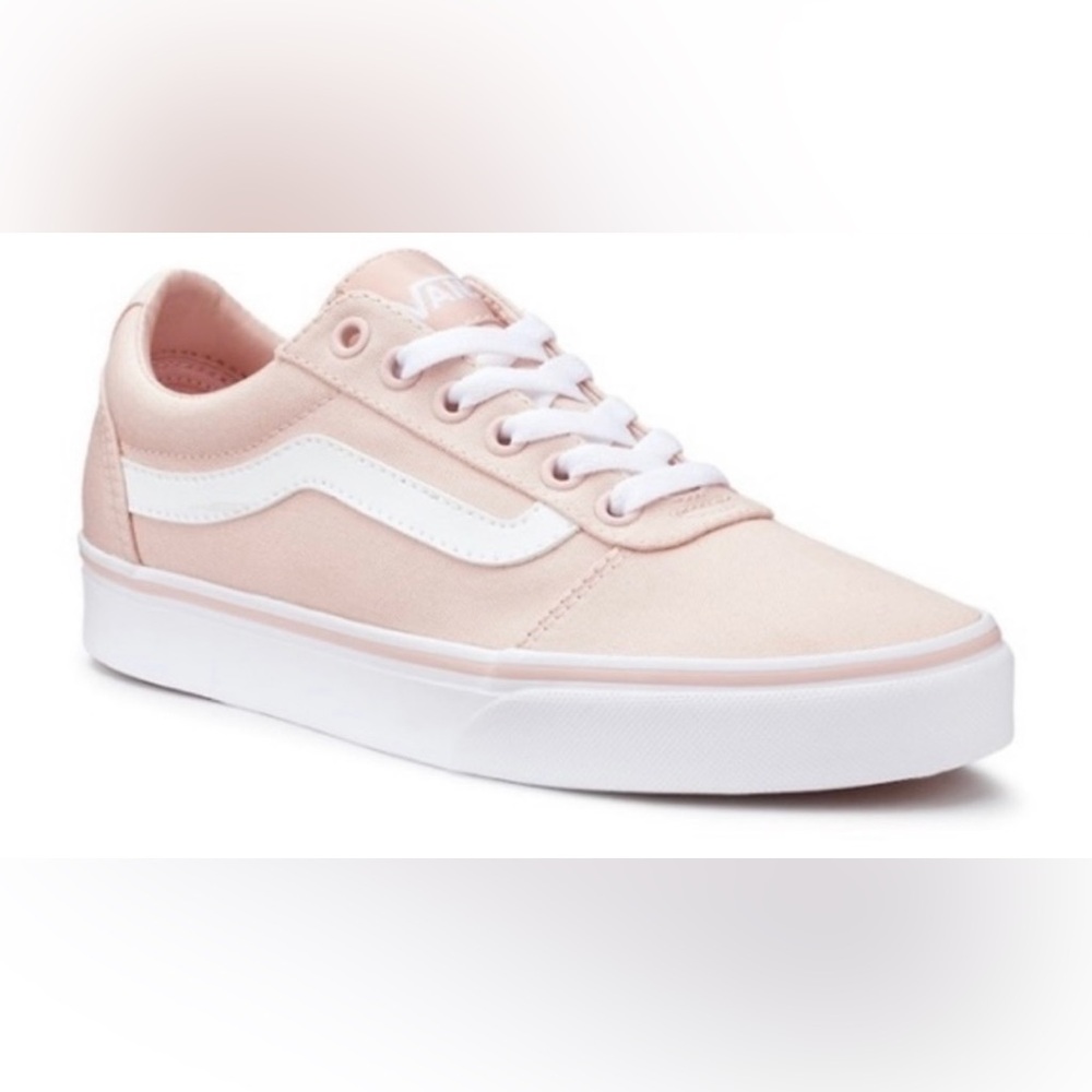 Women’s old Skool Pink lace up Vans sneakers